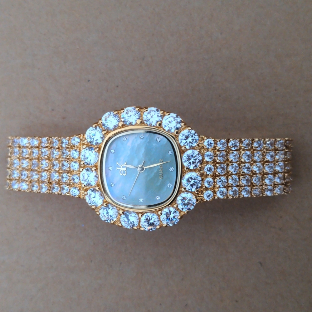 Woman's fashion watch
